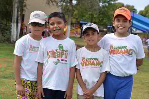 Valentino, Zaid, Javier y Milo