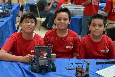 07082017 Manuel, Isaac y Joel.