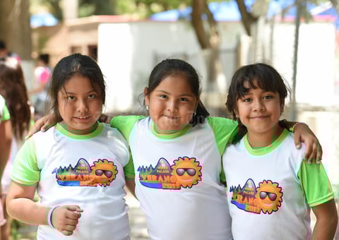 07082017 Melanie, Renata y Geraldine.