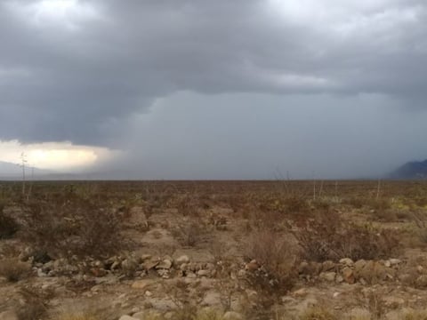 Así lucía la carretera Monterrey-Monclova en el kilómetro 70 tras las lluvias registradas.