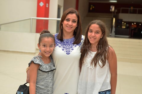 08082017 Mariana, Ana Laura y Ana Karen.