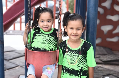 08082017 Adriana y Nahomy.