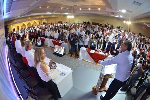 Saltillo, Coahuila se llevó la mesa temática “Declaración de Principios”.