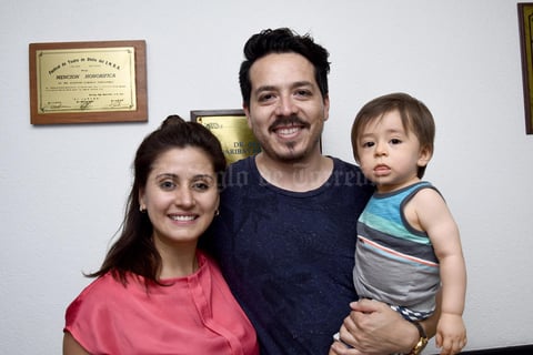 18082017 Denise González, Pedro Ramírez Logan y Pedrito.