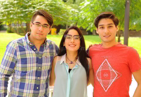 Antonio Towns, Belen Sifuentes y Óscar González