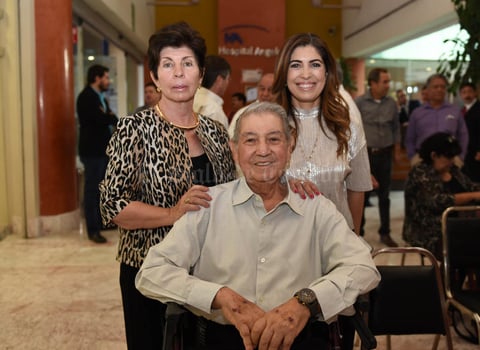 20082017 Io Camil, Sofía García Camil y José Armando García Triana.
