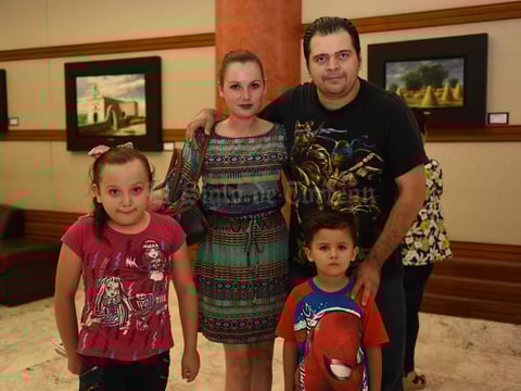 20082017 Saúl, Marisol, Vanessa y Emiliano.