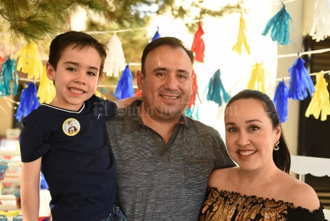 23082017 Luis Fer, Fer y Angélica.