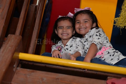 25082017 Ana Gaby y Lia.