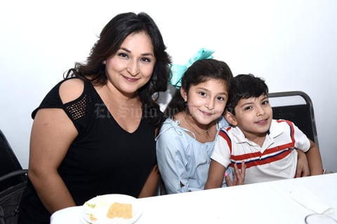 26082017 Fabiola, Karol y Diego.