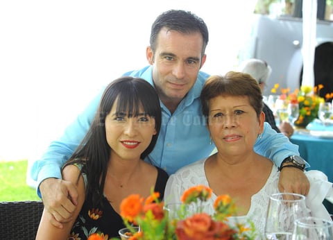 29082017 Cristina, Paul y Cristina.