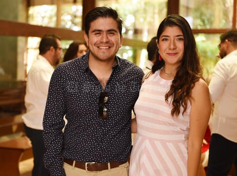 29082017 Omar y Estefany.
