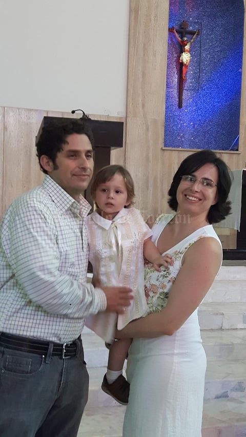 30082017 EN CEREMONIA.  Manuel IÃ±aki y Maejolaine con Julen.