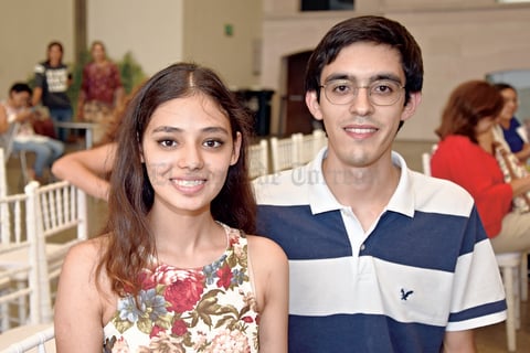 30082017 Rebeca Serna y Carlos Mijares.