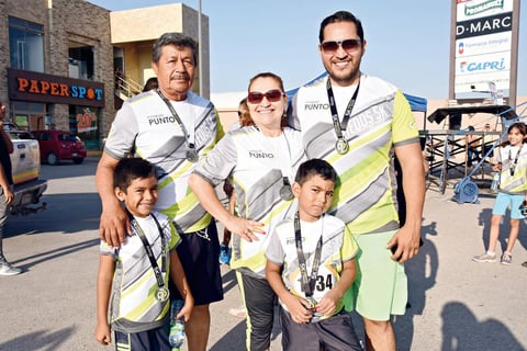 05092017 Ramiro, Rosaura, Juan, Oswaldo y Yadier.