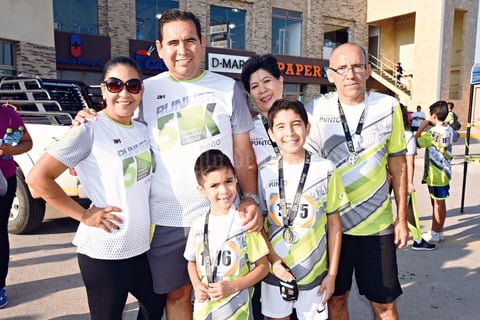 05092017 Saraí, Martín, Luisa, José, Santiago y Diego.