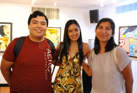 06092017 ASISTEN A EXPO.  David Carrillo, Ariadna Hernández y Marijó Barrón.