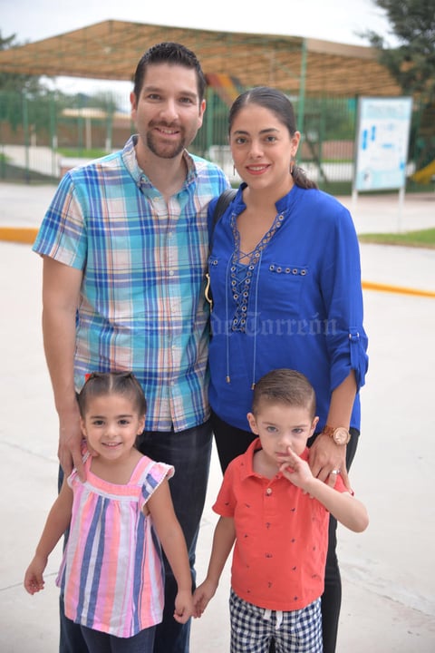 06092017 Adriana, Rafael, Constanza y Sebastián.