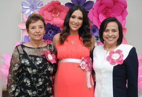 10092017 FIESTA DE CANASTILLA.  Valeria Artea con su mamá, Rosy Gómez, y su suegra, Marcela Hernández.