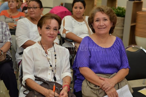 10092017 Lourdes y Cony.