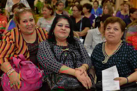 10092017 Gina, Lupita y Angie.
