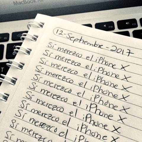Llega el iPhone X y también los memes