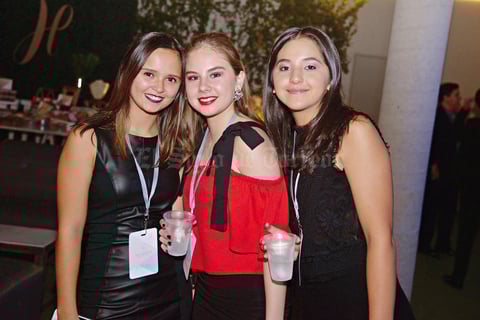 15092017 Mayka, Afife y Ana Isabel.