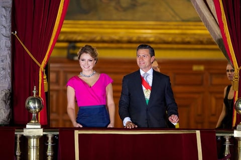 En 2014, Rivera optó por un vestido de Oscar de la Renta.