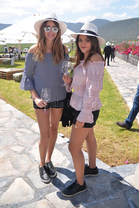Camila Larson y Camila Fernández