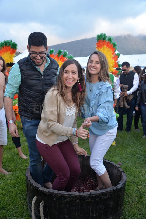 El tradicional pisado de uvas