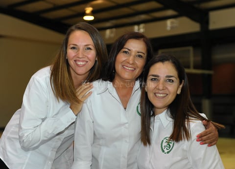 Cristy Velázquez, María Esther Piña y Ana Barba