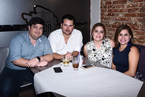 19092017 Fernando, Gabriel, Brenda y Ana Lucía.