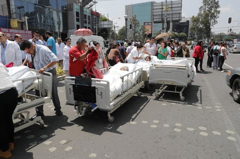Los hospitales fueron evacuados durante el sismo.