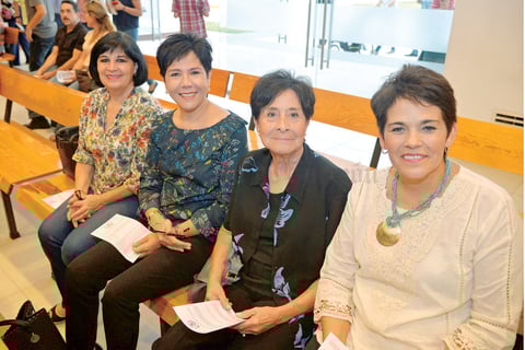 20092017 EN RECIENTE EVENTO.  Martha, Adriana, Rosita y Ruth.