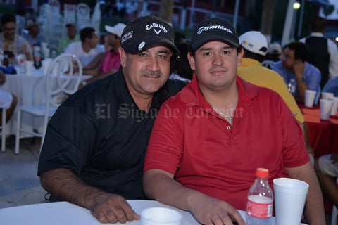 25092017 EN TORNEO DE GOLF.  Vicente y Luis.
