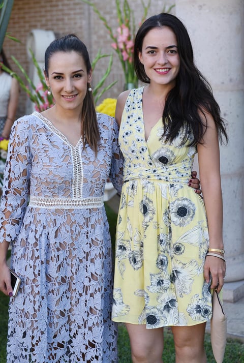 Paulina y Adelina
