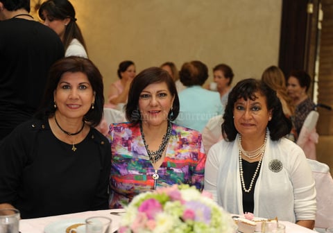 Anabel, Marcela y Martha