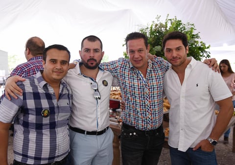Ricardo, Christian, Hugo y Jaime