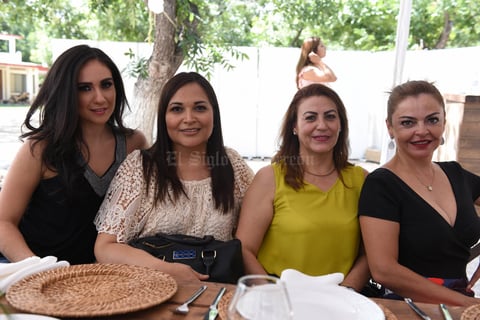 Sara, Lilia, Gaby y Carmen
