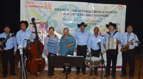 02102017 Organizadores de este evento cultural y deportivo.