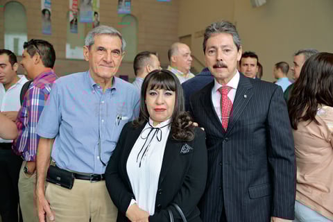 04102017 MISA DE ANIVERSARIO.  Eduardo, Teresa y Luis.