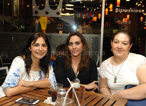 05102017 Adriana, Gaby, Silvia y Malena.