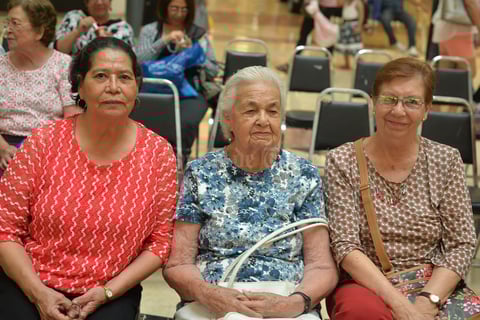 05102017 Andrea, Paquita y Rosy.
