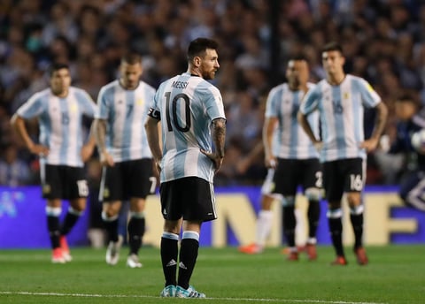 Con este resultado, la Blanquirroja sumó 25 puntos, los mismos que la Albiceleste, y por mejor diferencia de gol quedó en zona de repesca, relegando a Argentina a la sexta posición.