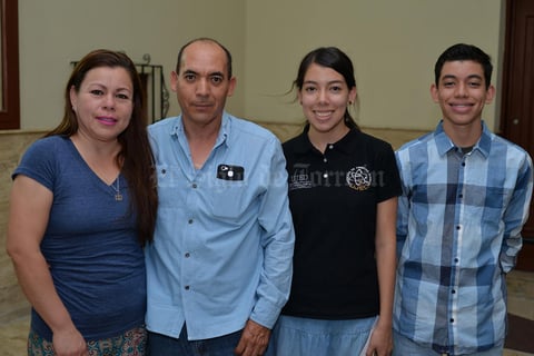06102017 FESTIVAL DE PIANO.  Sarahí, Francisco, Noemí e Isaac.