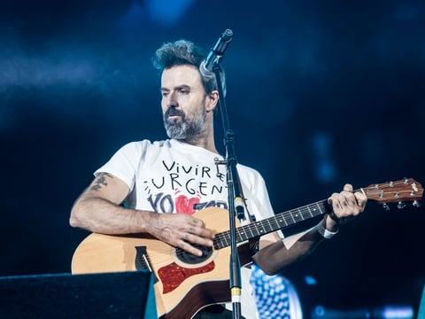 Jarabe de Palo formó parte de los artistas que se unieron.