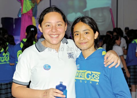 09102017 Livana Leal y Peniel Zapata.