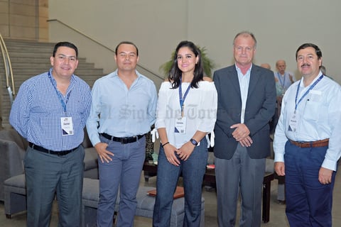 09102017 Daniel, Arturo, Lorena, Federico y Ricardo.