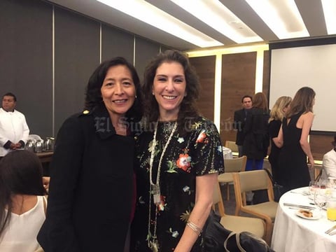 11102017 Desirée Navarro, Gaby Vilchiz y Cristina Pineda.