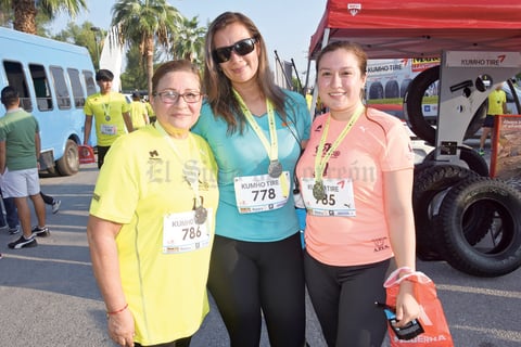 11102017 Carmen, Sandra y Elena.